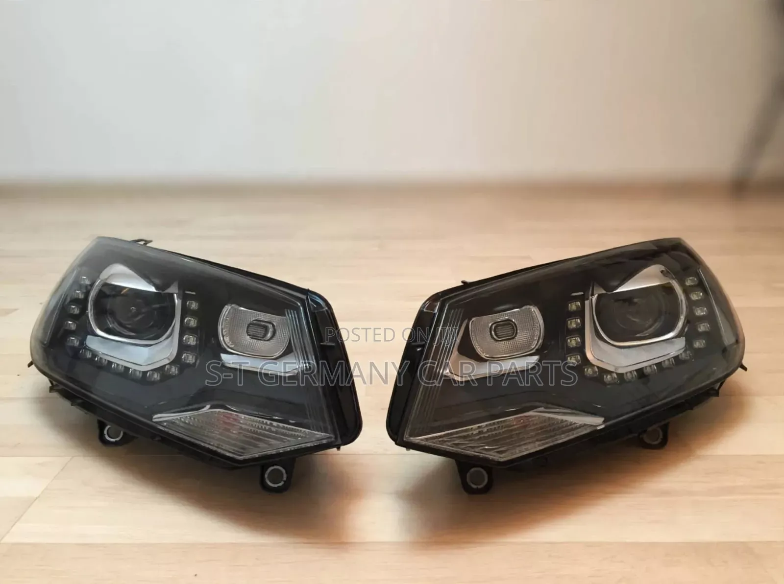 Head Lights for Volkswagen Tuareg Model 2014