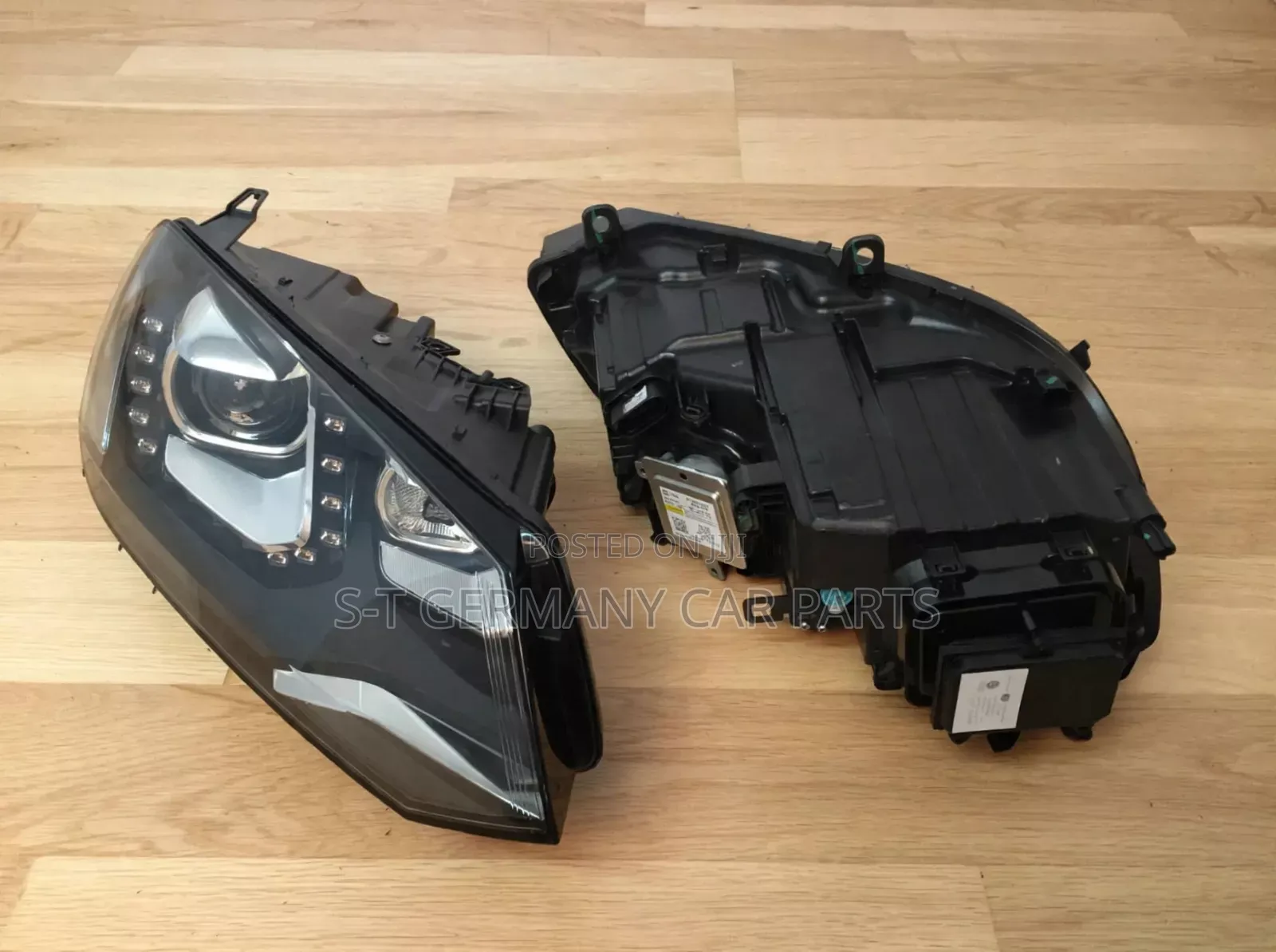 Head Lights for Volkswagen Tuareg Model 2014