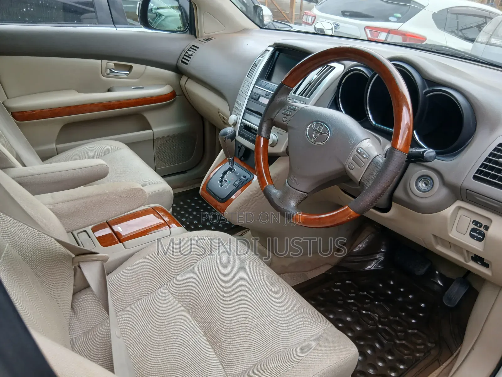 Toyota Harrier 2010 White