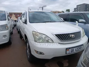 Toyota Harrier 2010 White