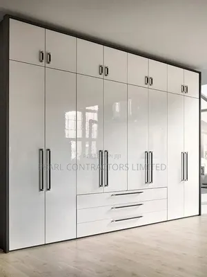 Wardrobes/Statesman Wardrobes in Any Colour From 3,000,000/-