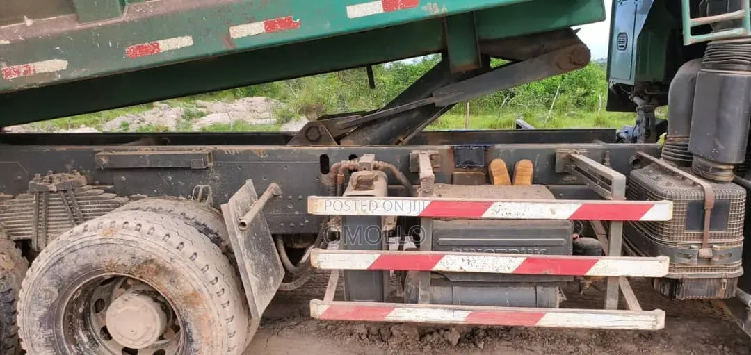 10T SINOTRUCK for Sale