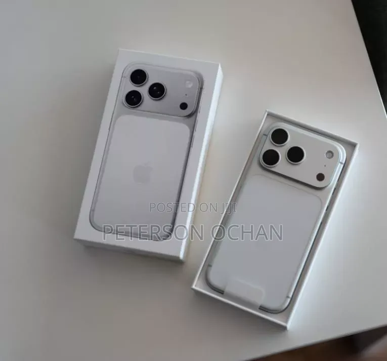 New Apple iPhone 17 Pro Max 512 GB Yellow