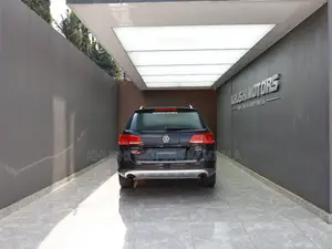 Volkswagen Passat 2012 Black