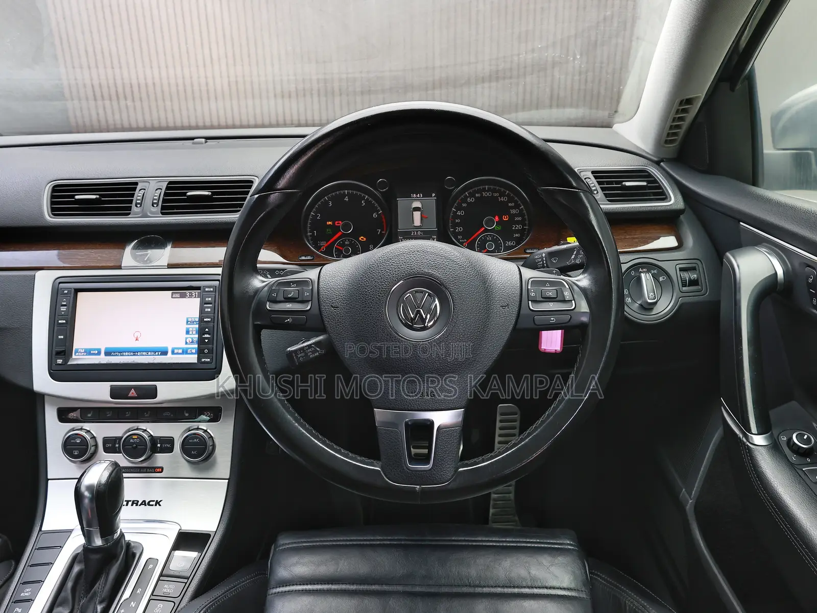 Volkswagen Passat 2012 Black