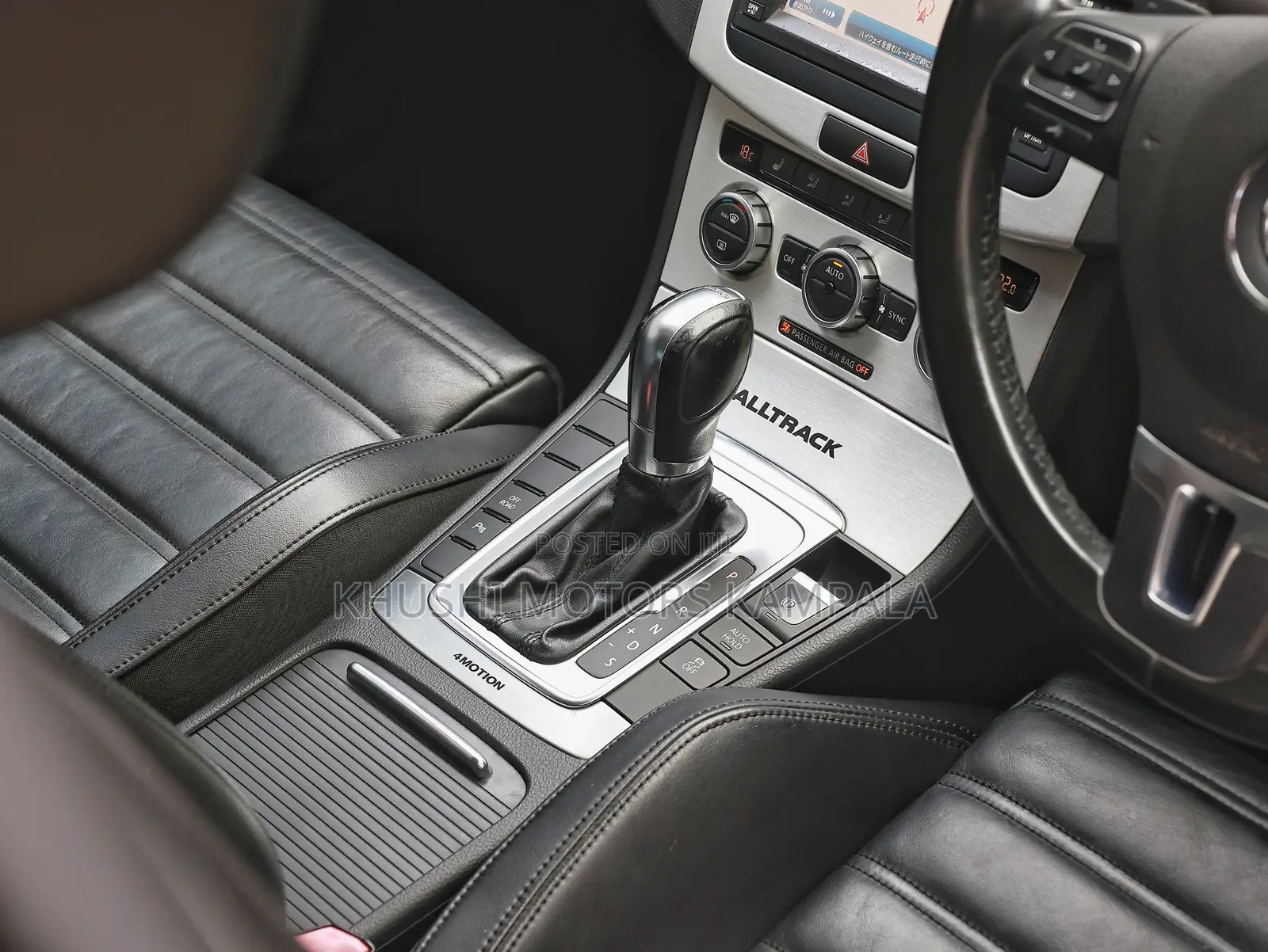 Volkswagen Passat 2012 Black