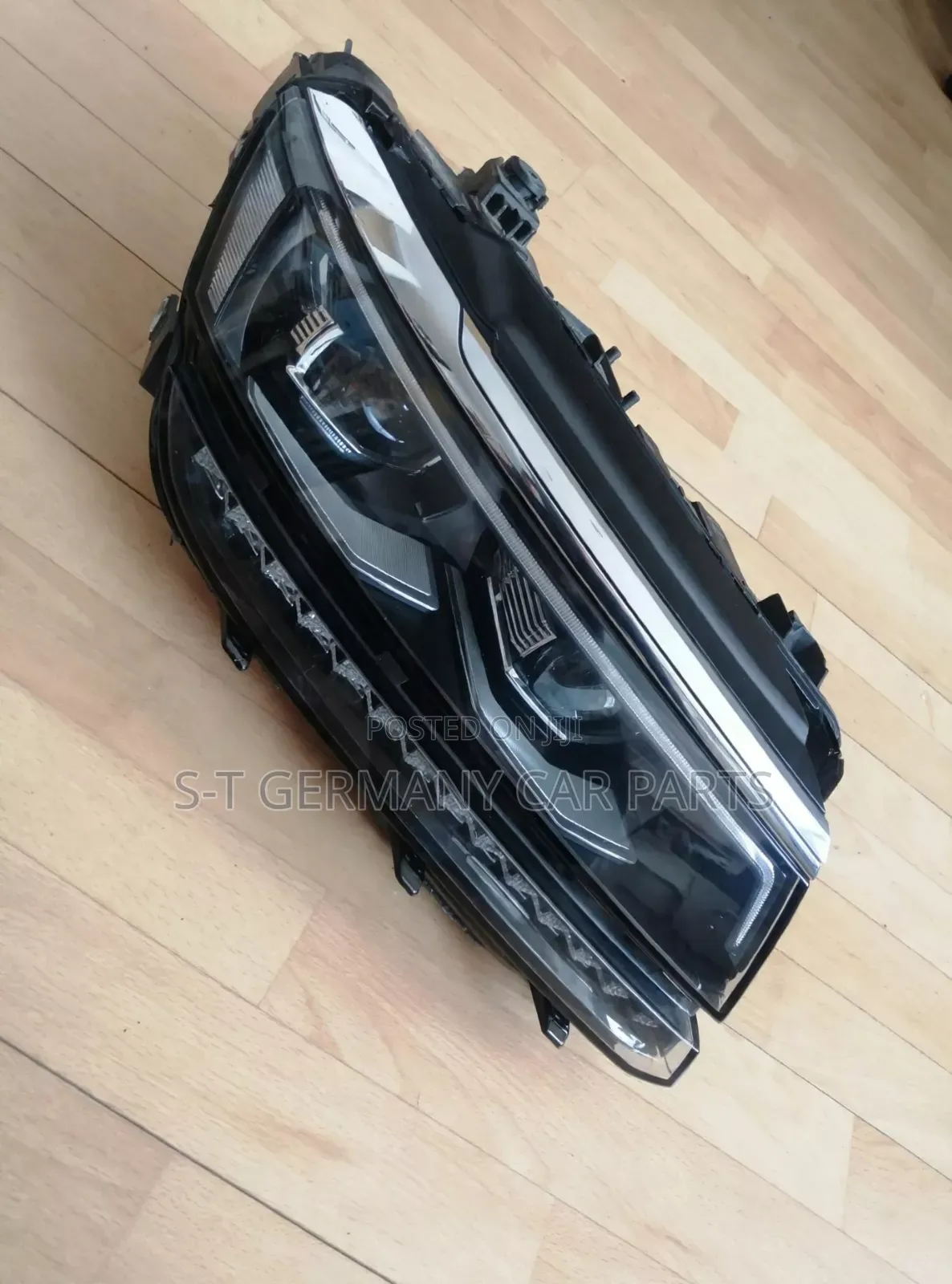 Head Lights for Volkswagen Tiguan Model 2015-2018