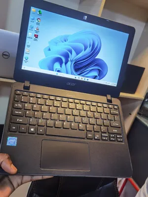 Laptop Acer TravelMate B113 4GB Intel Celeron SSD 128GB