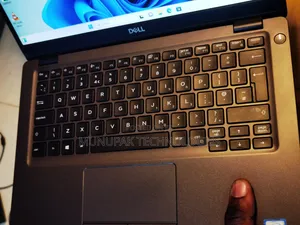 Laptop Dell Latitude 5300 8GB Intel Core i5 SSD 256GB