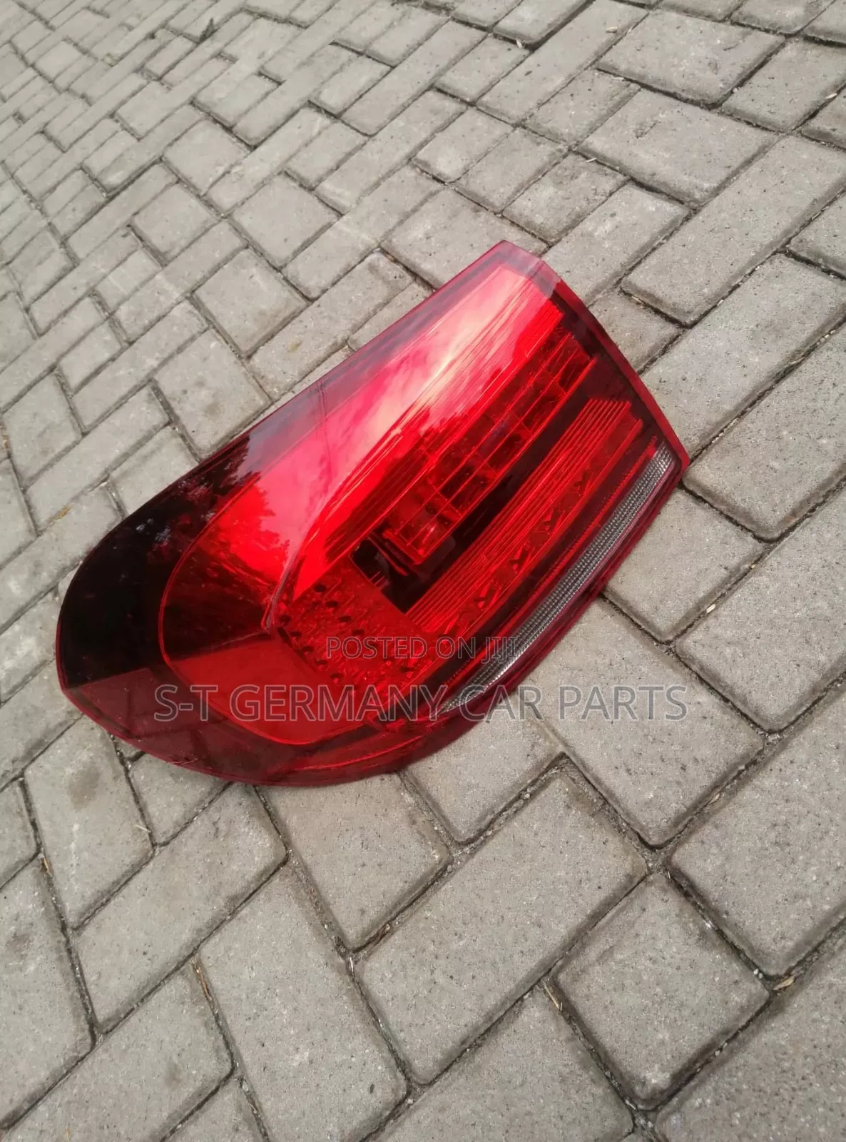 Tail Lights for Volkswagen Tiguan Model 2012-2015