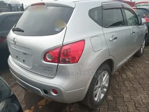 Nissan Dualis 2013 Silver