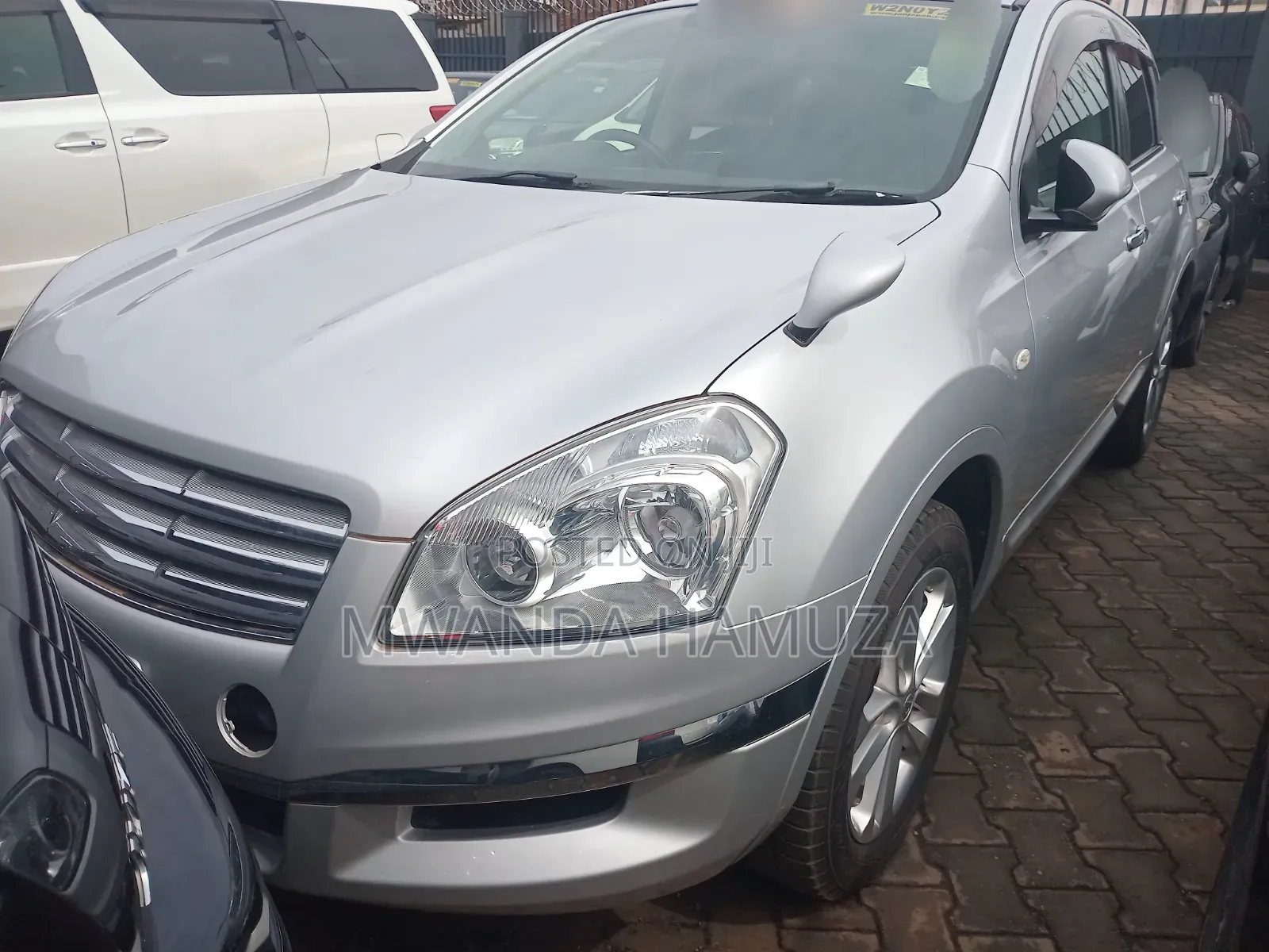 Nissan Dualis 2013 Silver