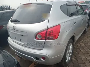 Nissan Dualis 2013 Silver