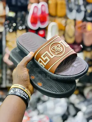 Elegant Versace Simple Sandals – Stylish, Classic Comfortable