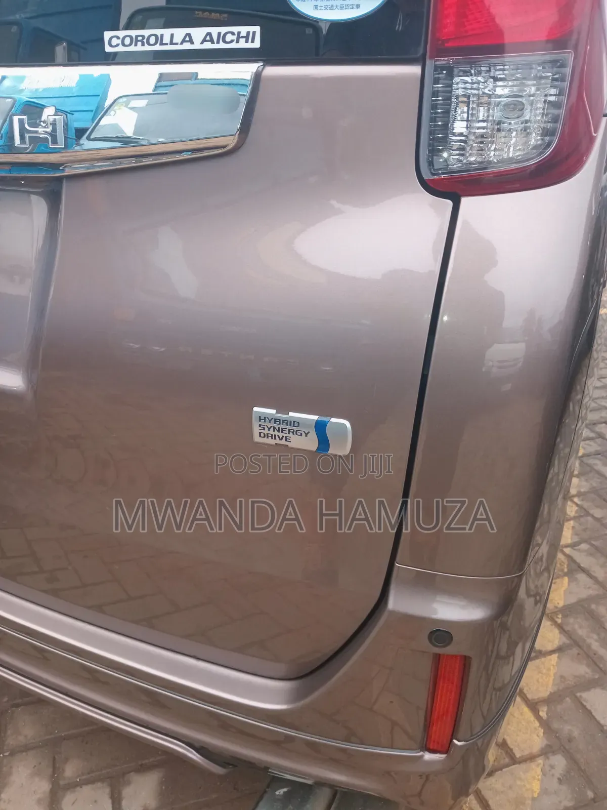 Toyota Noah 2016 Gold