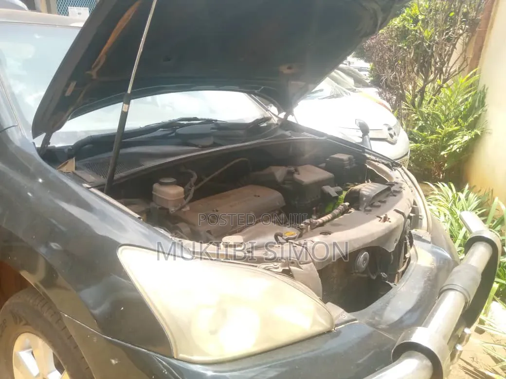 Toyota Harrier 2.4 2011 Black