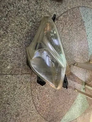 Ractis Headlight