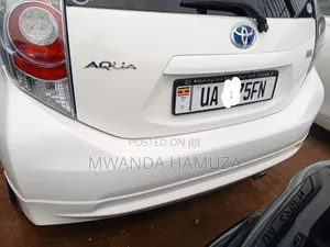 Toyota Aqua 2014 White