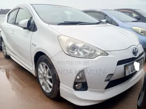 Toyota Aqua 2014 White
