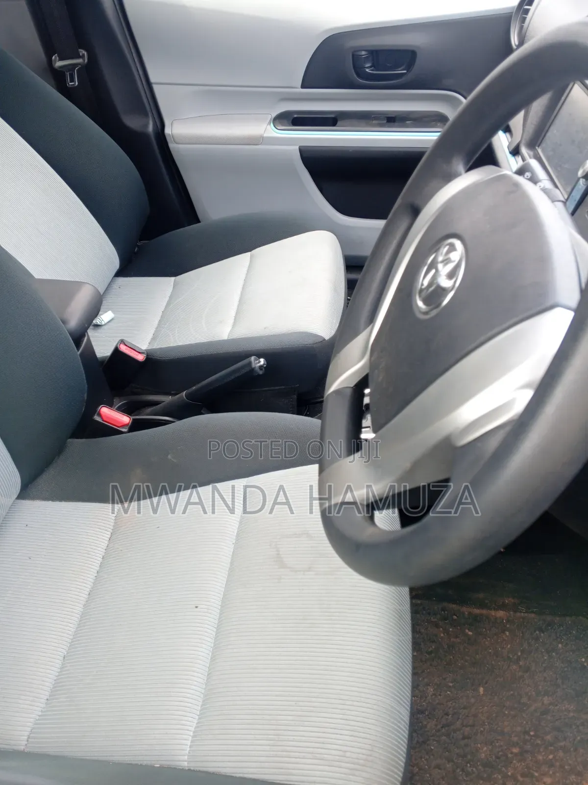 Toyota Aqua 2014 White