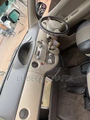 Toyota Sienta 2007 Silver