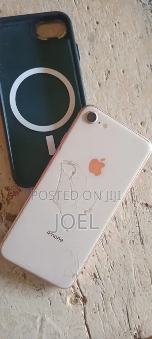 Apple iPhone 8 64 GB White