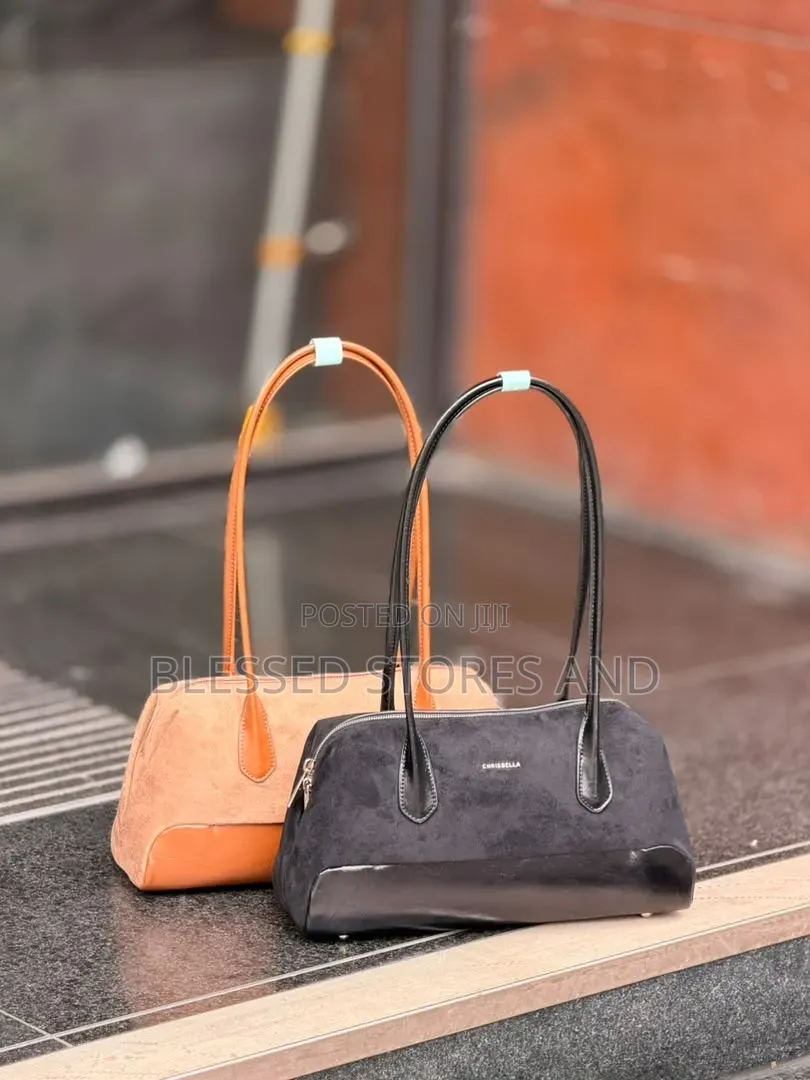 Crisbella Shoulder Bag