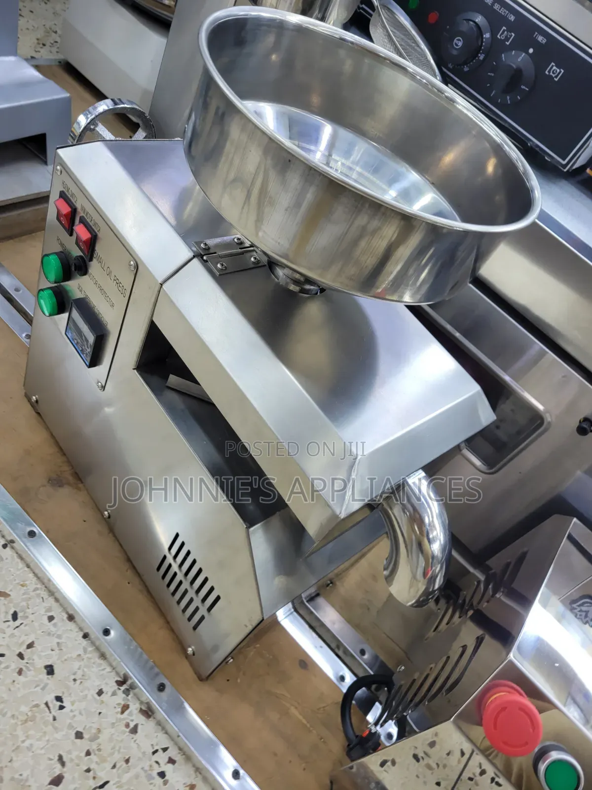 Commercial Stainless Steel Oil Press Machine / Automatic Oil Press