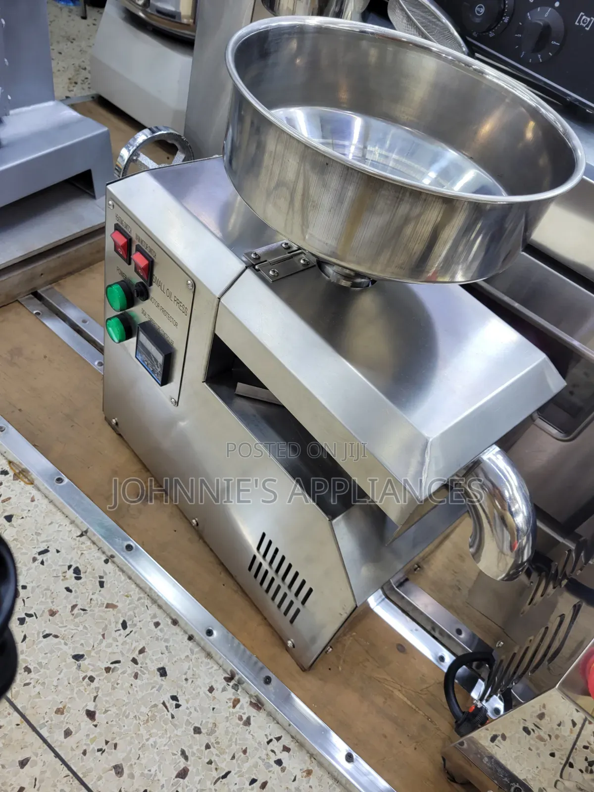 Commercial Stainless Steel Oil Press Machine / Automatic Oil Press