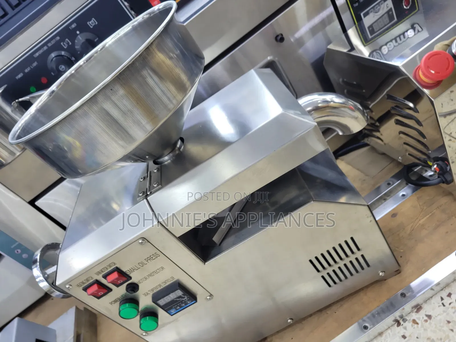 Commercial Stainless Steel Oil Press Machine / Automatic Oil Press