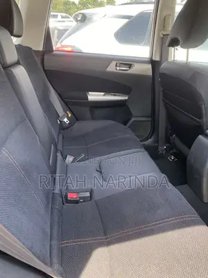 Subaru Forester 2011 Silver
