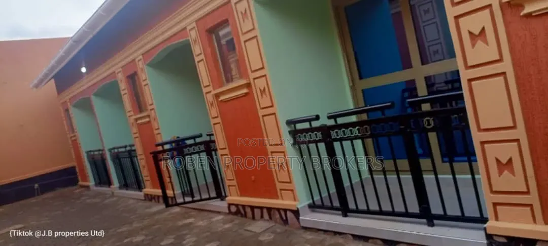 2bdrm House in Roben Property, Nakawa for rent