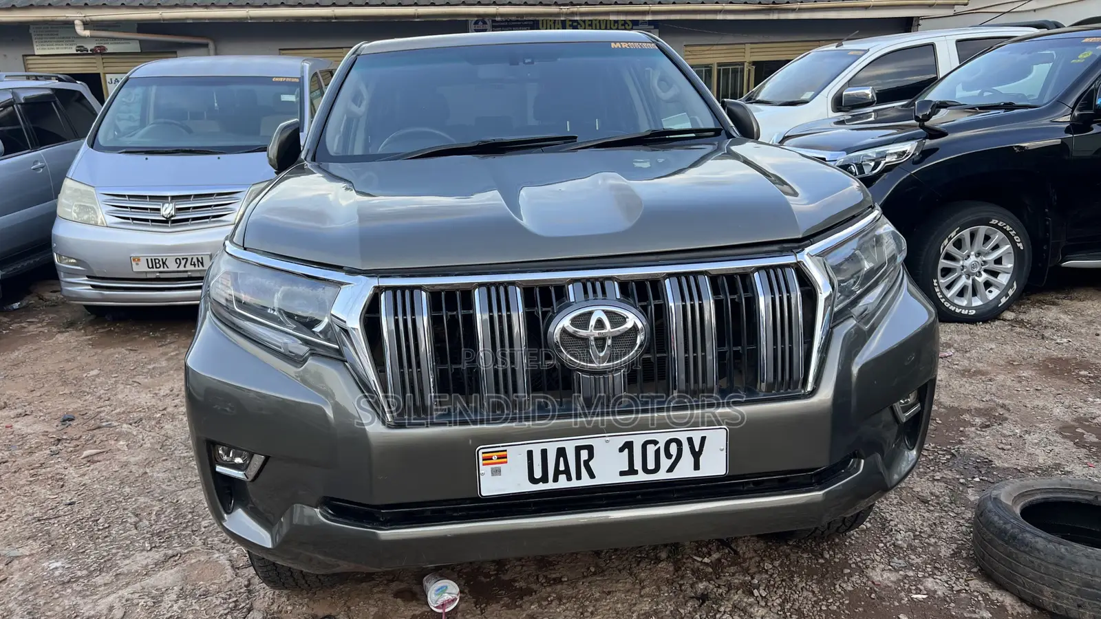 Toyota Land Cruiser Prado 2005 Gray
