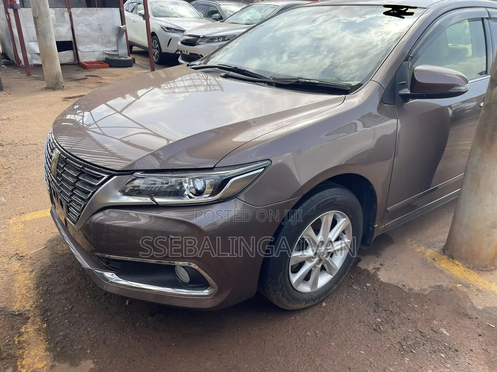 Toyota Premio 2019 Maroon