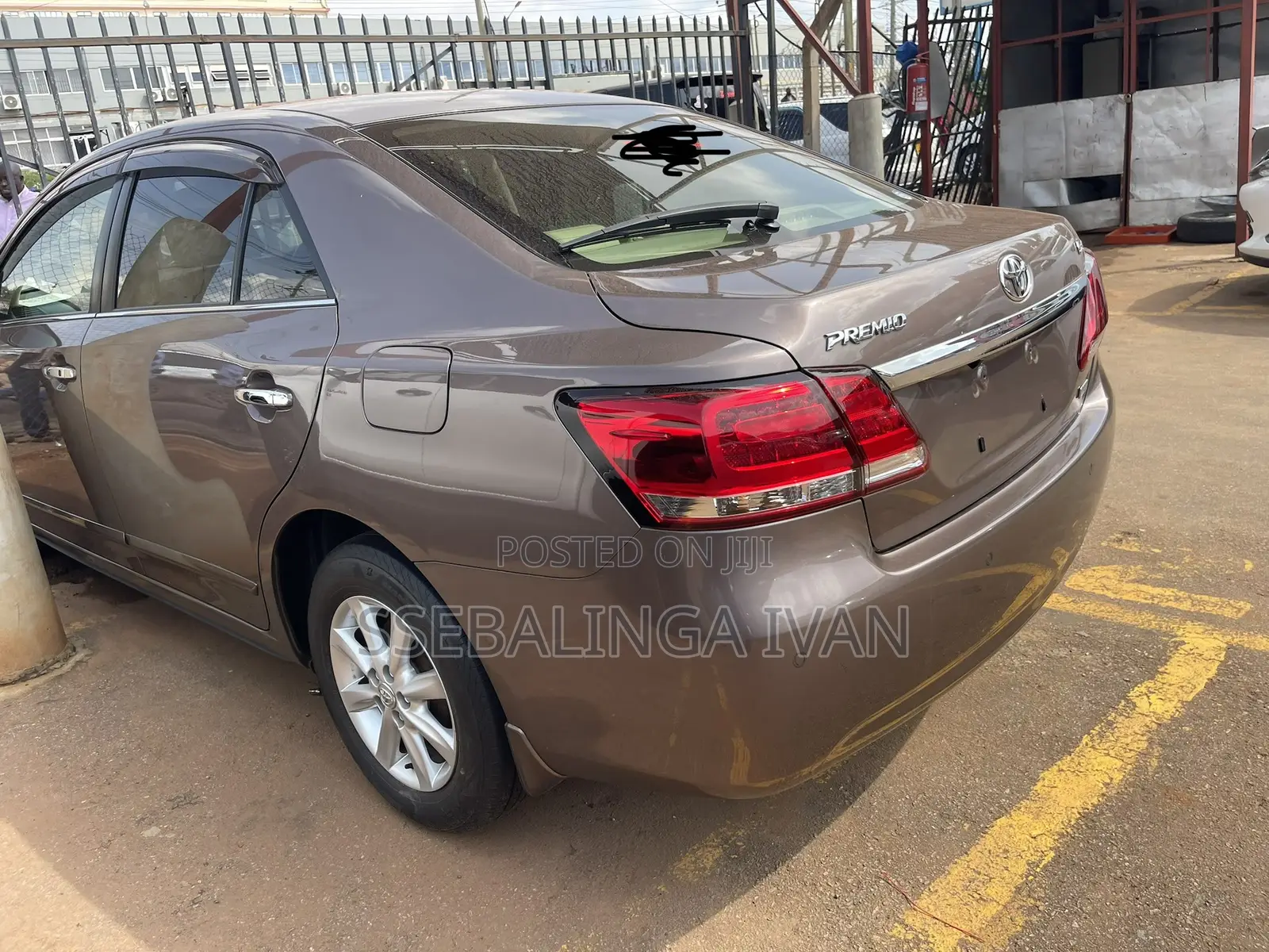 Toyota Premio 2019 Maroon