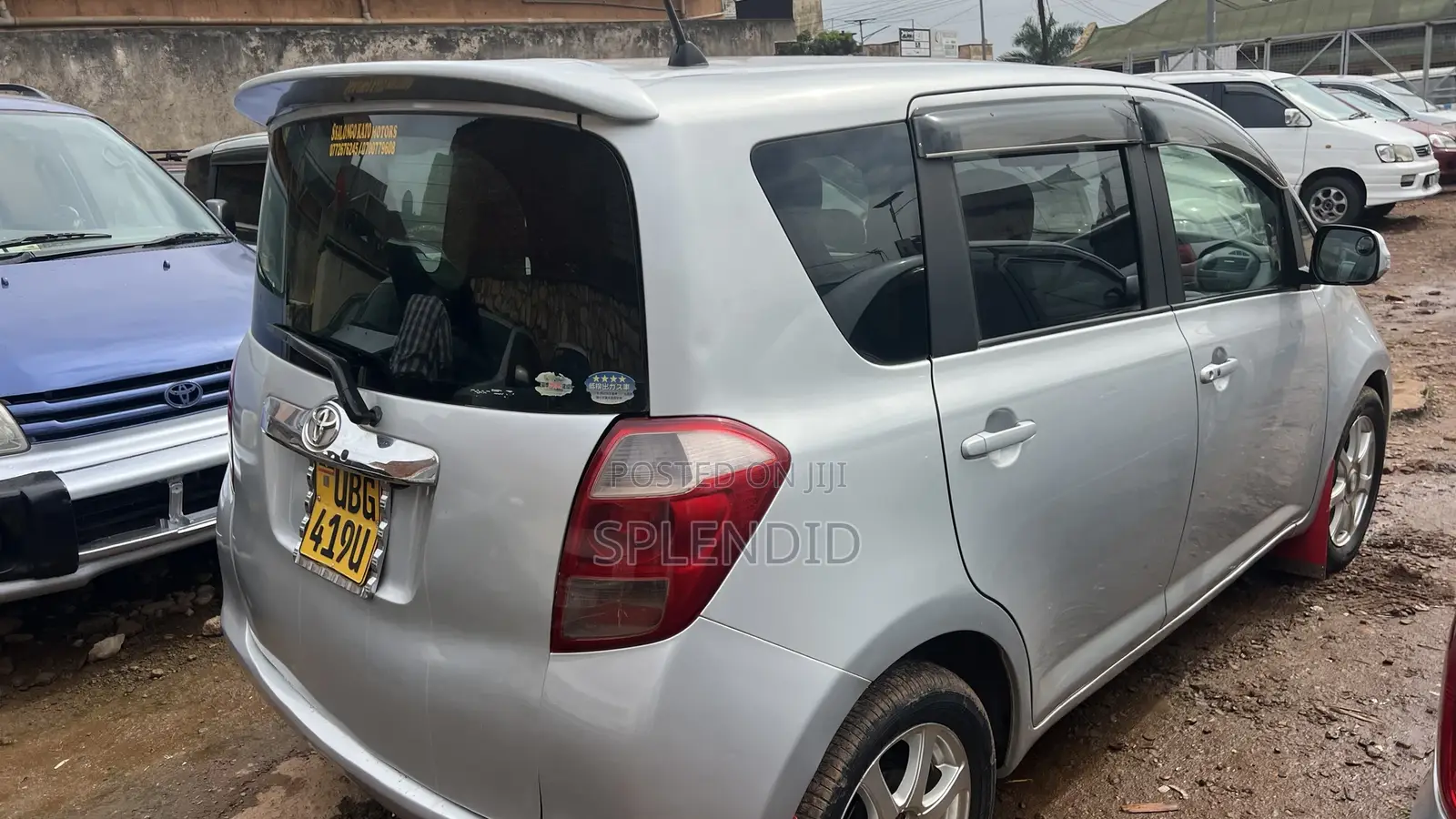 Toyota Ractis 2008 Silver