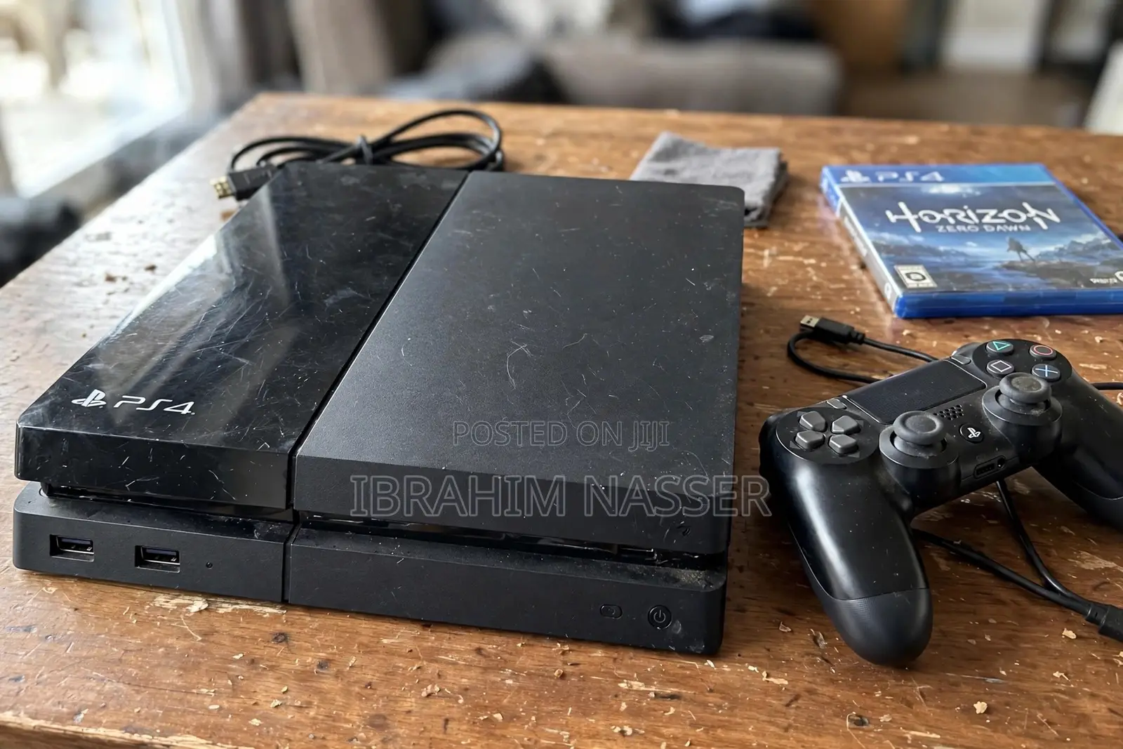 Am Selling a Ps 4 Console