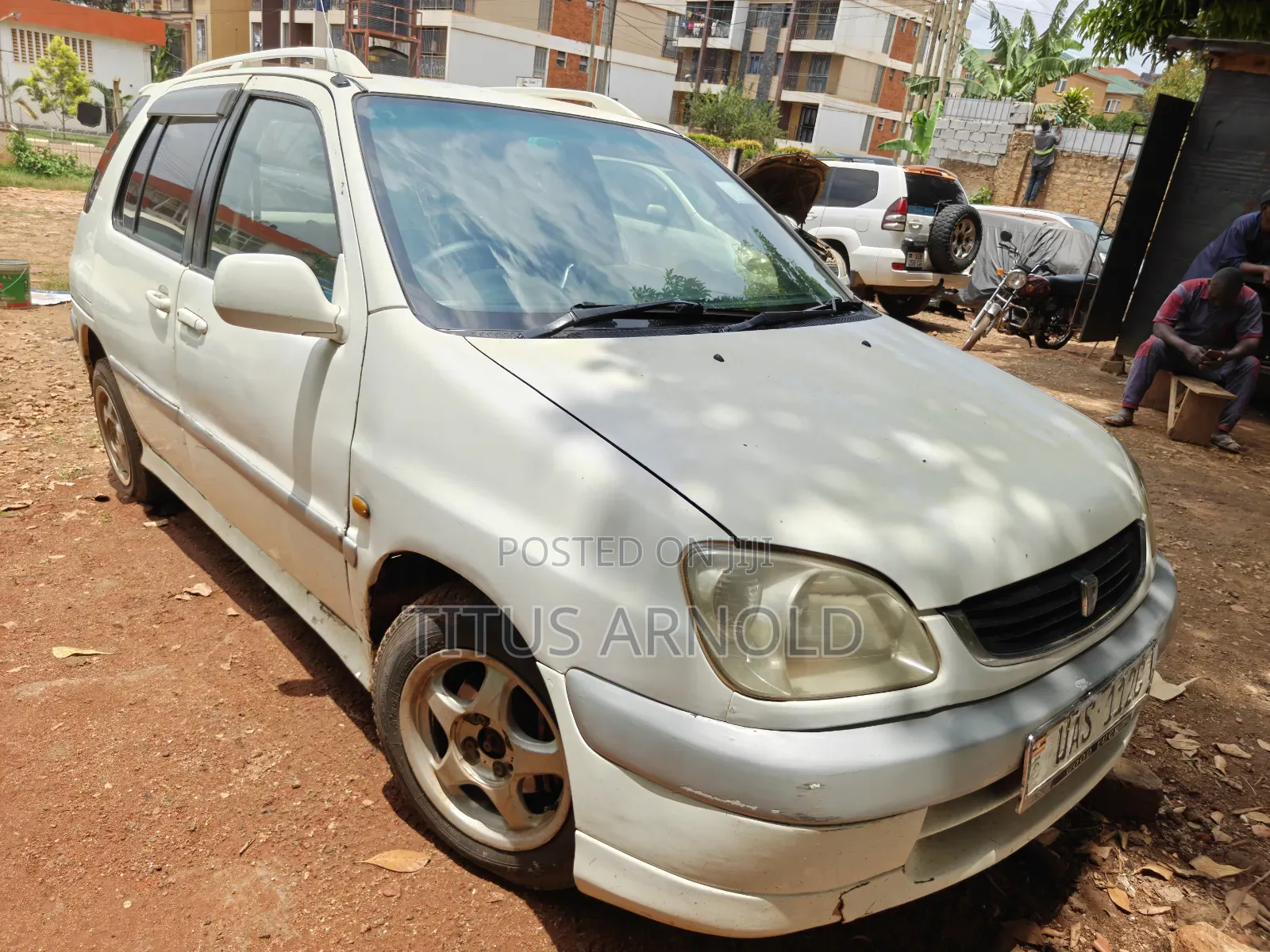 Toyota Raum 1.5 FWD 2000 White