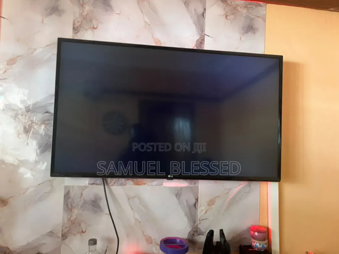 TV LG 45 Inch