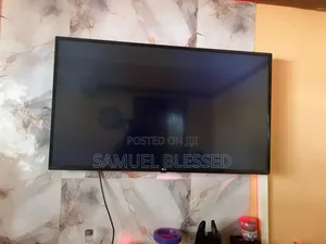 TV LG 45 Inch