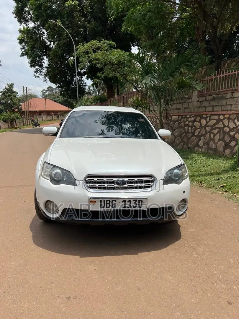 Subaru Outback 2.5 XT Limited Wagon 2007 White