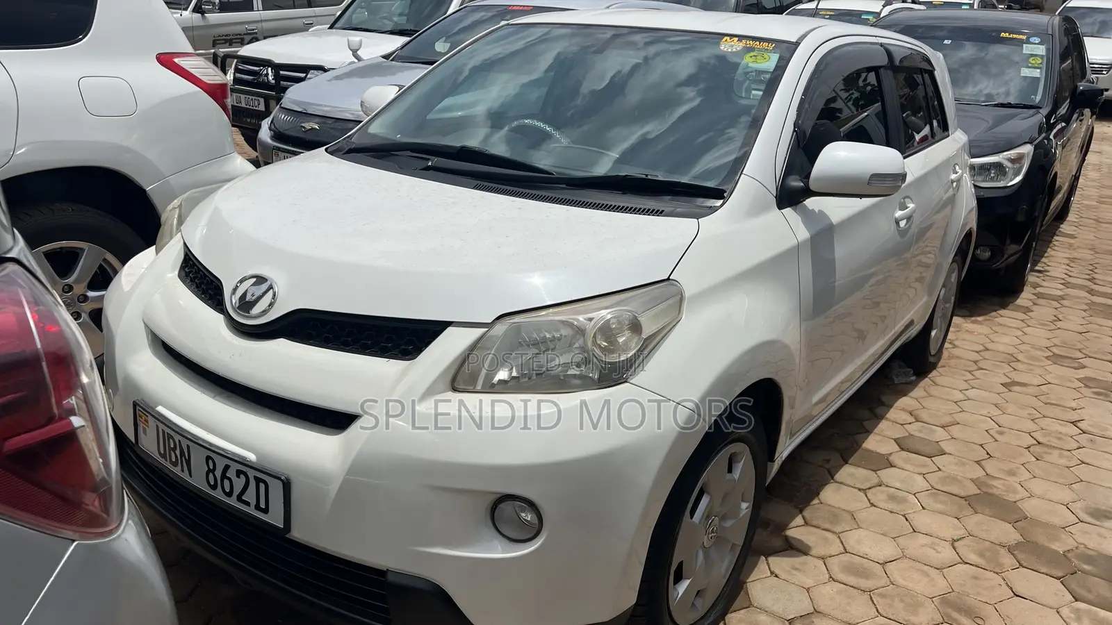 Toyota IST 2010 White