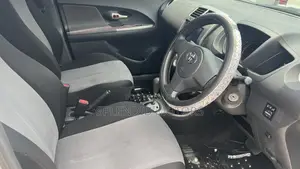 Toyota IST 2010 White