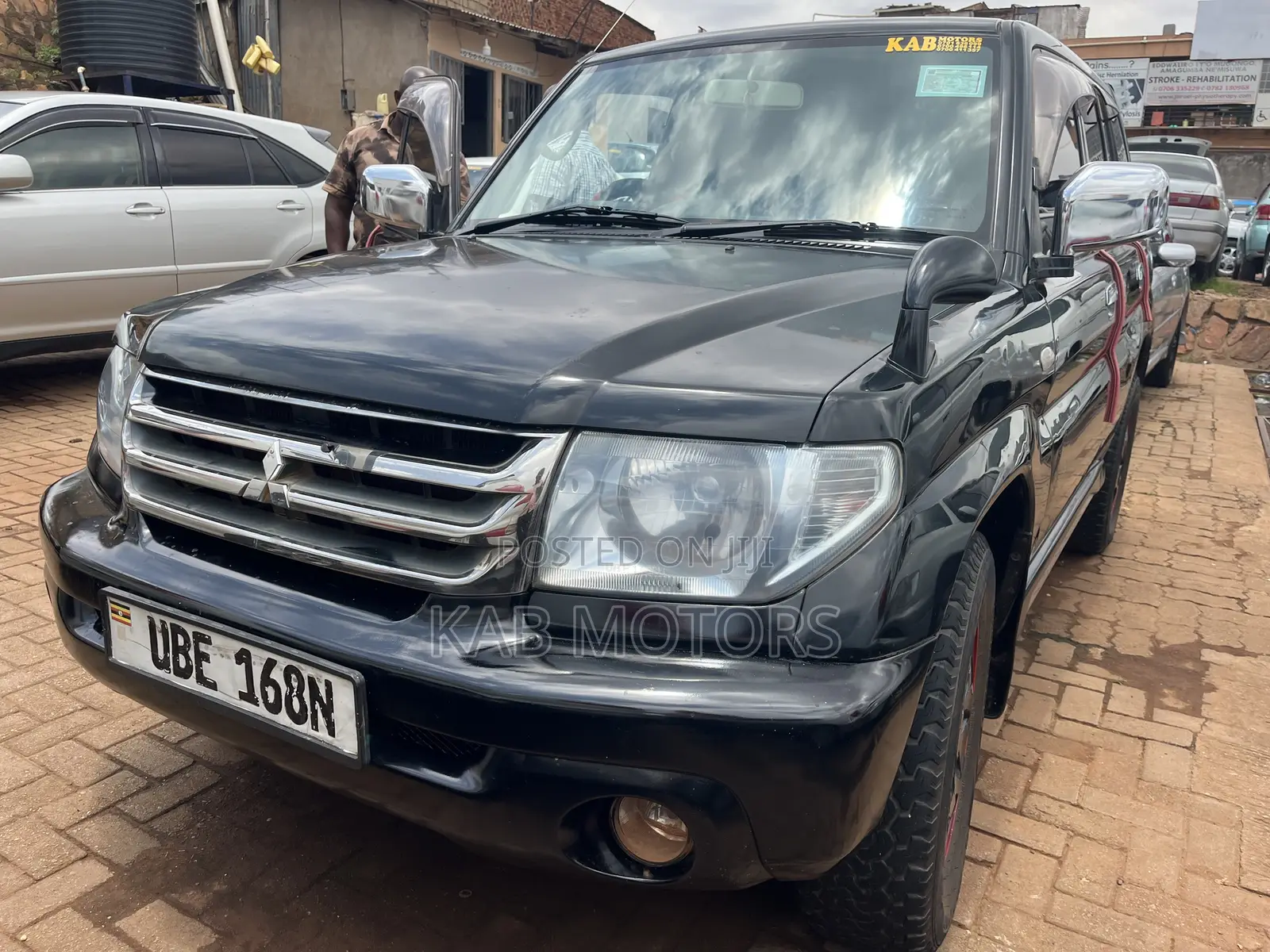 Mitsubishi Pajero IO 2004 Black
