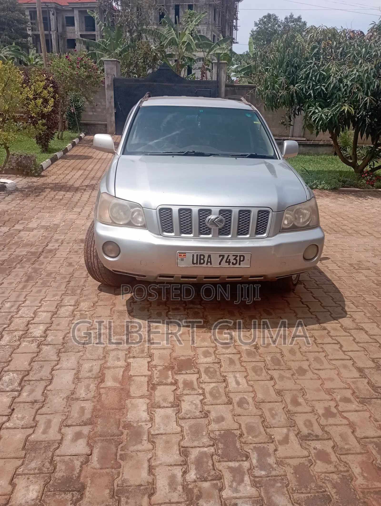 Toyota Kluger 2001 Silver