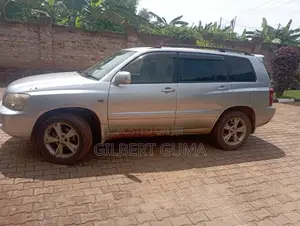 Toyota Kluger 2001 Silver