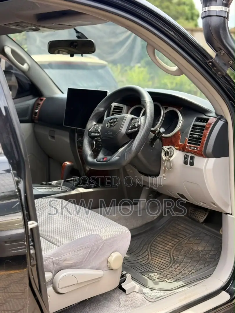 Toyota Hilux Surf 2008 Black