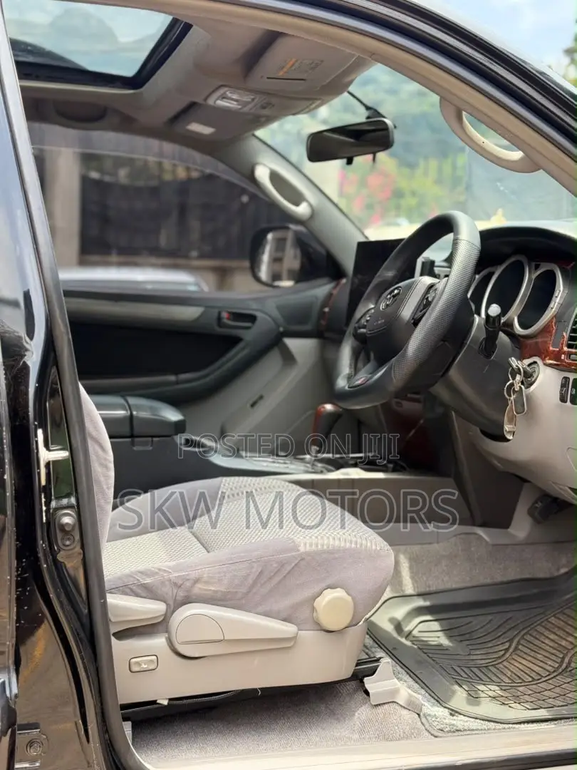 Toyota Hilux Surf 2008 Black