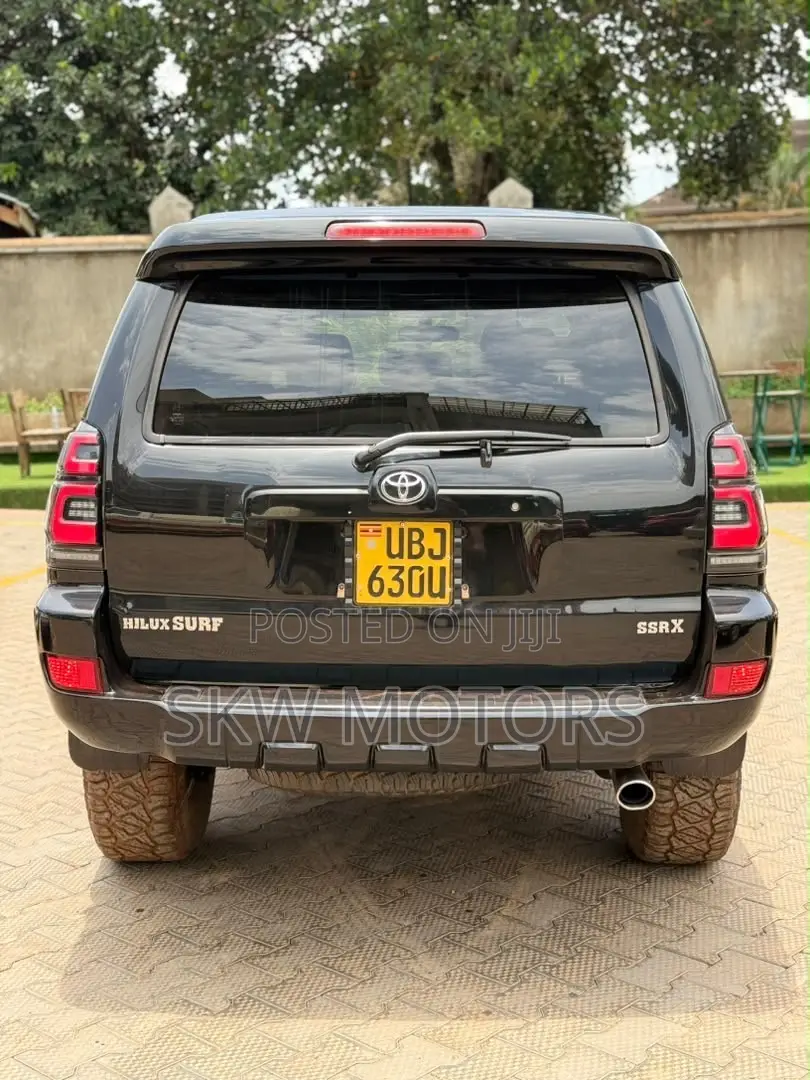 Toyota Hilux Surf 2008 Black