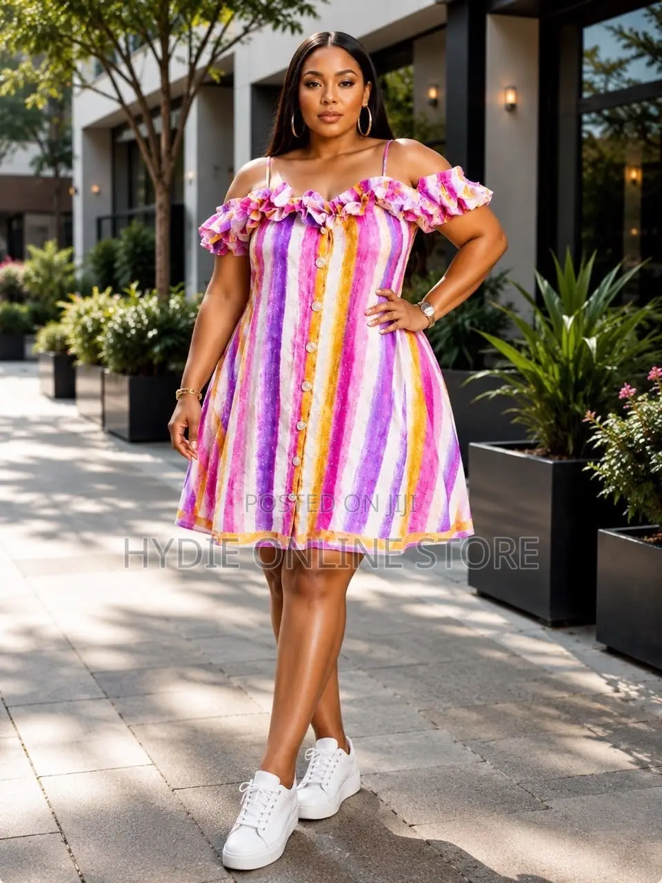 Elegant Sleeveless Button-Front Short Dress – Stylish & Comfortable 